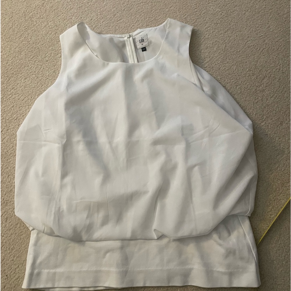White Cabi